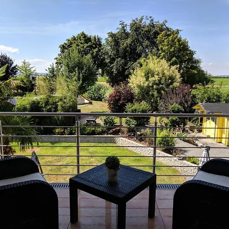 Grosse Schoenheit Mit Panoramablick Apartament Euskirchen