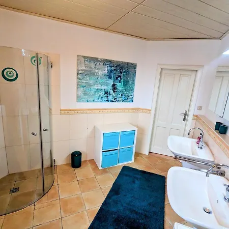 Grosse Schoenheit Mit Panoramablick Euskirchen