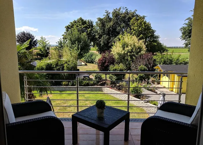 Grosse Schoenheit Mit Panoramablick Апартаменты Ойскирхен