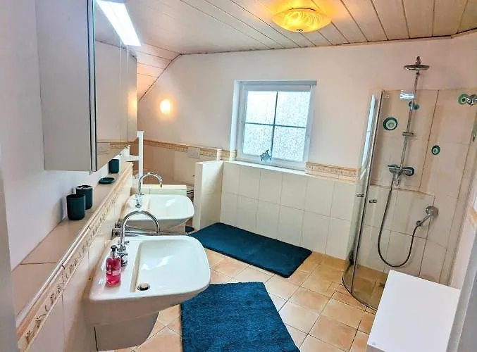 Grosse Schoenheit Mit Panoramablick