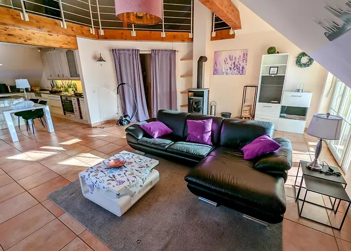 Grosse Schoenheit Mit Panoramablick